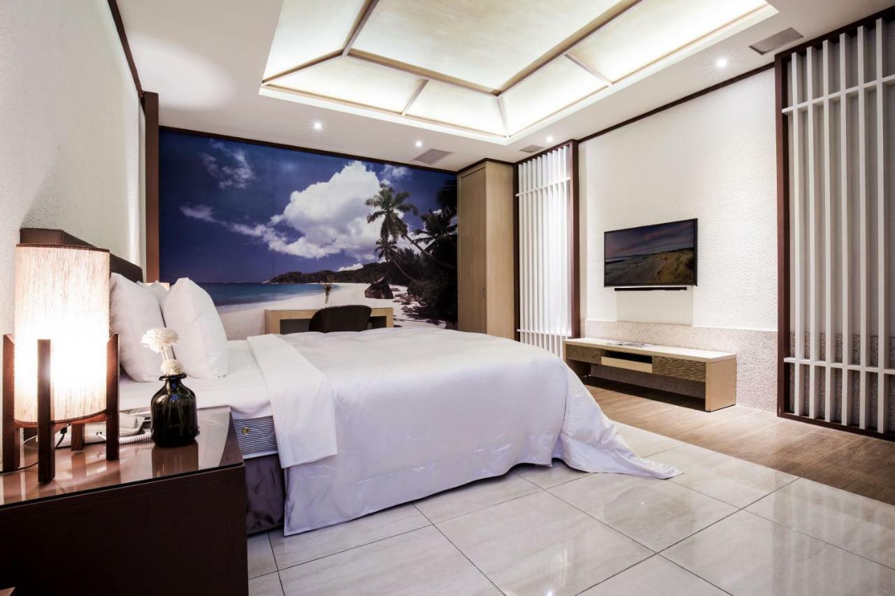 โรงแรมดูโอ โรมานซ์ เมืองฮวาเหลียน ภายนอก รูปภาพ